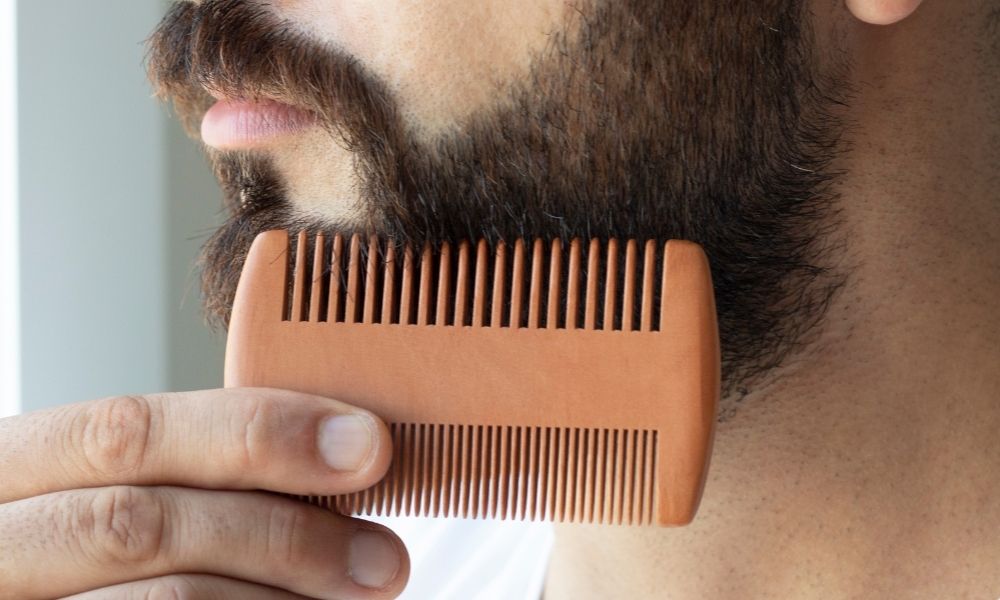 Ready, Set, Glow! - How to Stop Beard Itch